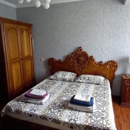 Lika'S Apartment บาทูมิ ภายนอก รูปภาพ