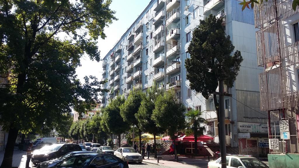 Lika'S Apartment บาทูมิ ภายนอก รูปภาพ